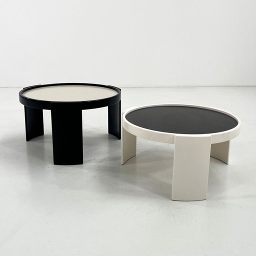 Paarweise oder große, wendbare Beistelltische Modell 780 von G. Frattini für Cassina, 70er Jahre