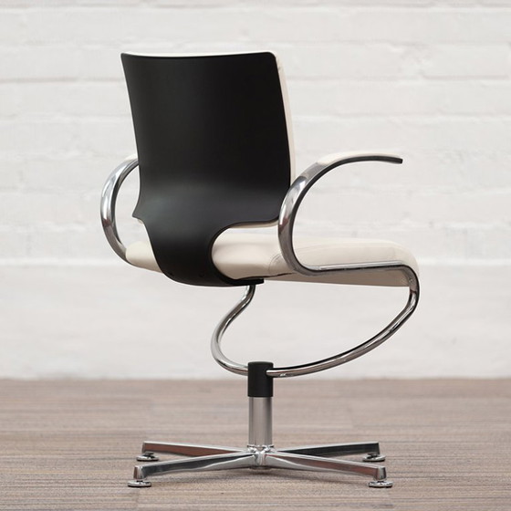 Image 1 of Dauphin In Touch 5409 Vergaderstoel