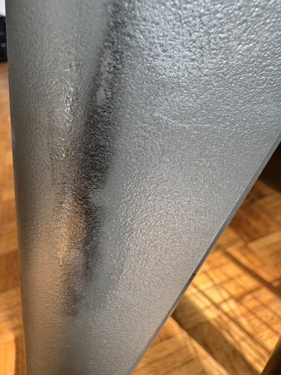 Image 1 of 6x Vitra LOUIS 20 stoelen van Philippe Starck in donkergrijs