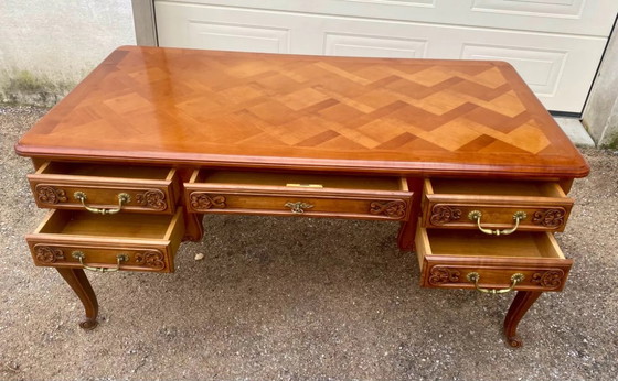Image 1 of Großer Schreibtisch im Stil Ludwigs XV.