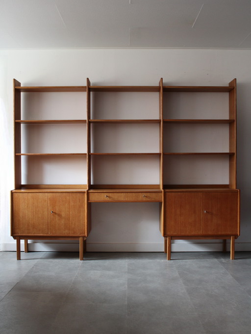 Sistema modular vintage de pared independiente en roble