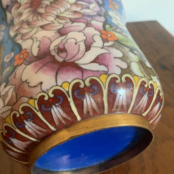 Image 1 of Vase chinois à décor de pivoines et oiseaux – XXe siècle