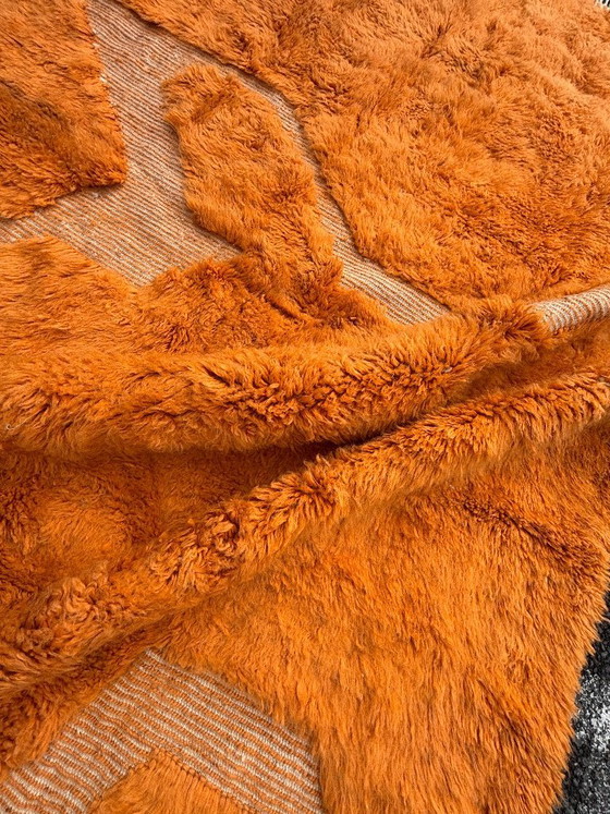 Image 1 of Handgeknüpfter marokkanischer Mrirt-Teppich – Wollteppich in gebranntem Orange, 200 x 300 cm – Moderner, strukturierter Teppich