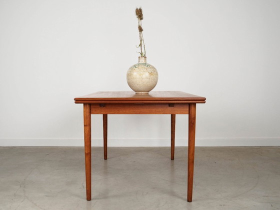 Image 1 of Table en teck, design danois, années 1970, fabrication : Danemark