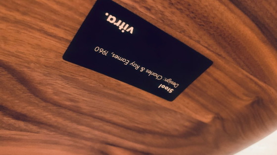 Charles & Ray Eames Vitra - Model A/B signed Stool-End table-Side table – Wood (photo 8 of 11)