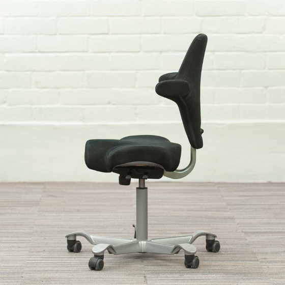 Hag Capsico 8106 Ergonomic Office Chair – Textile, Modern (photo 4 of 23)