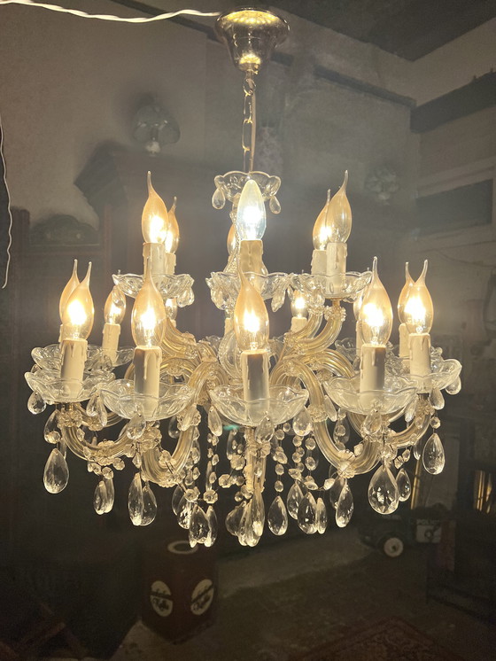Image 1 of Hermosa lámpara de araña de cristal antigua