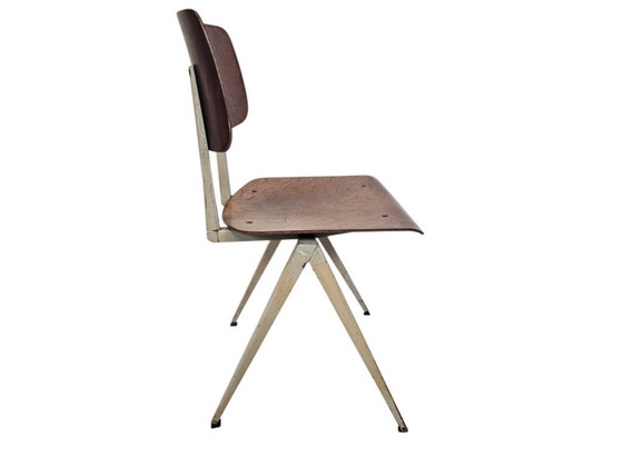 Image 1 of Galvanitas – S16 – Industrieller Schulstuhl, Zementgrau (RAL7033) / braune Rückenlehne und Sitzfläche – 60er Jahre
