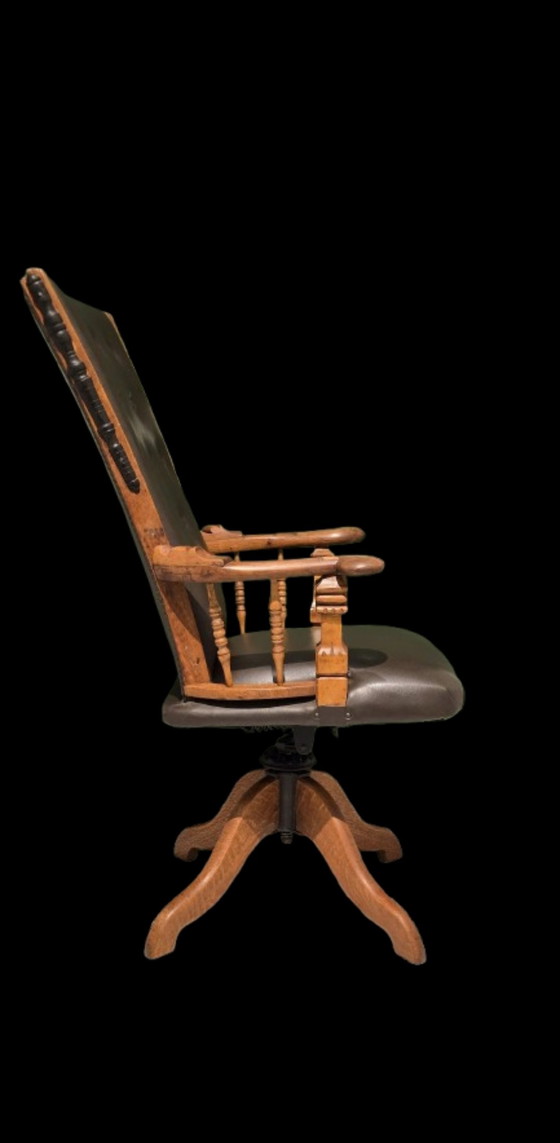Image 1 of Sedia girevole da ufficio antica