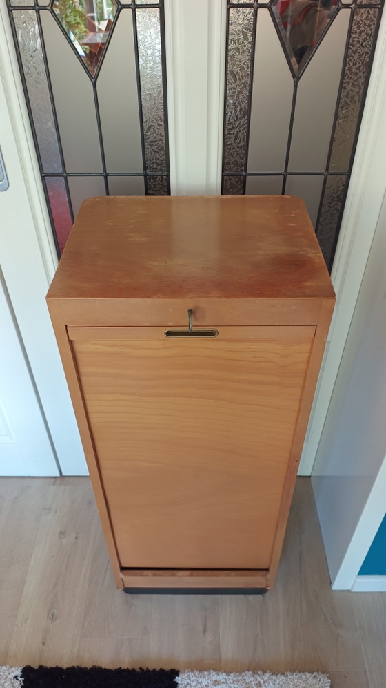 Image 1 of Vintage roldeurkast / archiefkastje – jaren 60/70