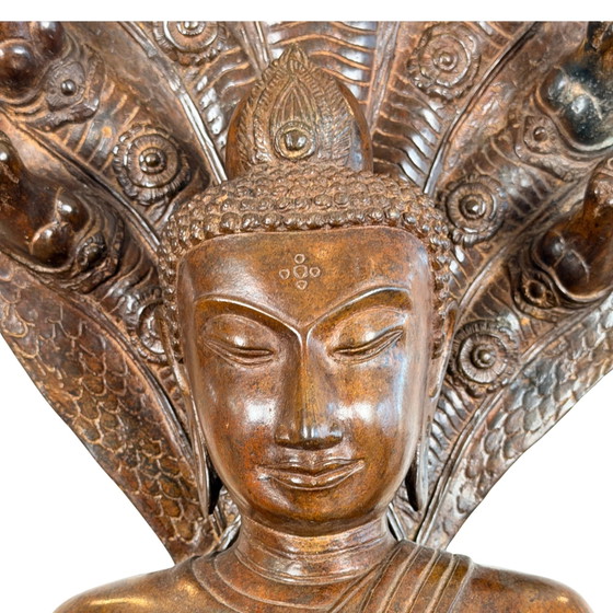 Buda Muchalinda Monumental de Bronce – Tailandia, Siglos XIII–XIV – 122 cm – Esculturas, Bronze, Gold (photo 3 of 11)
