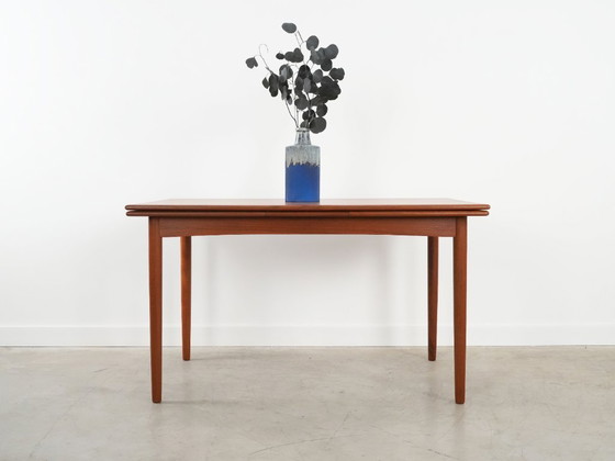 Image 1 of Table en teck, design danois, années 1970, production : Danemark