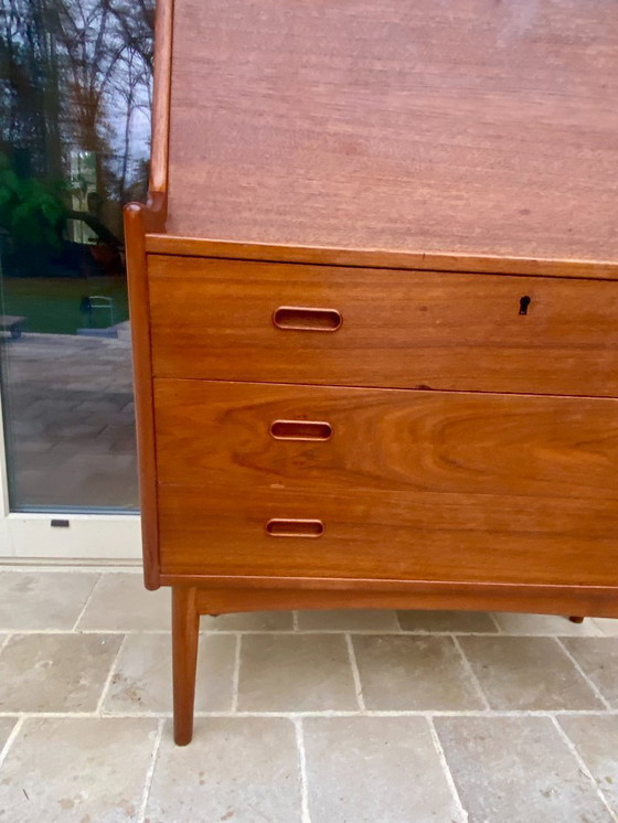 Image 1 of Secrétaire / bureau danois modèle 37 par Arne Wahl Iversen pour Vinde Møbelfabrik – Années 60.