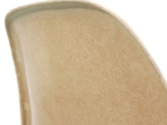 Image 1 of Suite aus 4 drehbaren Space Age-Stühlen. Bezug aus dem Original. Charles Eames - Herman Miller