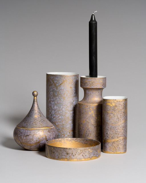 Helmut Drexler for Rosenthal – Sculptural Porcelain Ensemble of Five Vessels – Goldfeuer Series in Lilac Grey & Gold