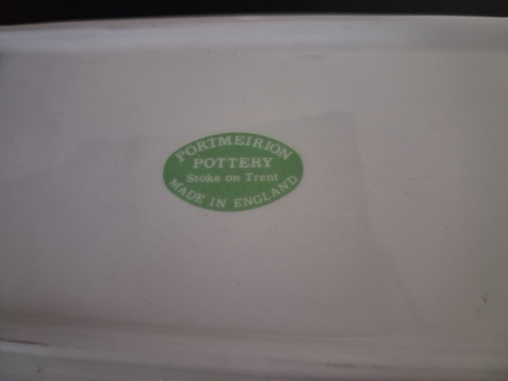 Image 1 of Portmeirion The Queens hidden garden, botervloot