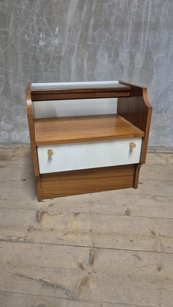 Coppia di comodini vintage di metà secolo, Cecoslovacchia, 47 × 38 × 61 cm – Credenze con vetrina, Wood (photo 7 of 11)