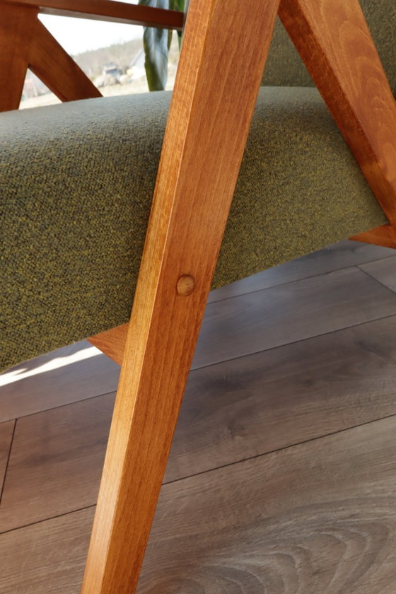 Image 1 of Scandinavische fauteuil in mosgroen met zigzagpatroon, modern design