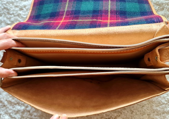Bolso bandolera holgado de piel belga de Winnie the Pooh de Disney – Bolsos de hombro, Leather (photo 15 of 18)