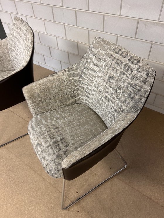 Image 1 of Leolux Mara eetkamerstoelen 2.ª