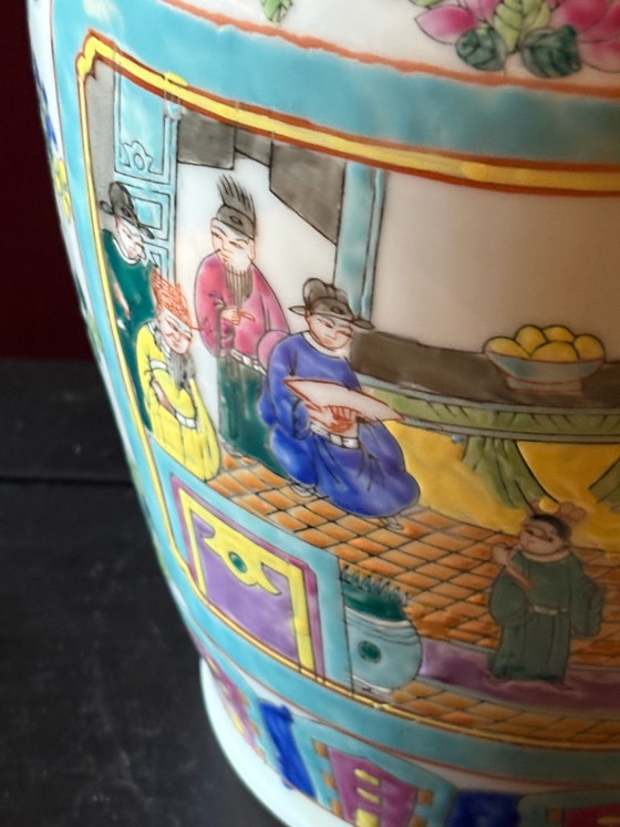 Beautiful 36cm high Chinese Famille Rose Vase – Chinese vases from Holland, Porcelain (photo 4 of 15)