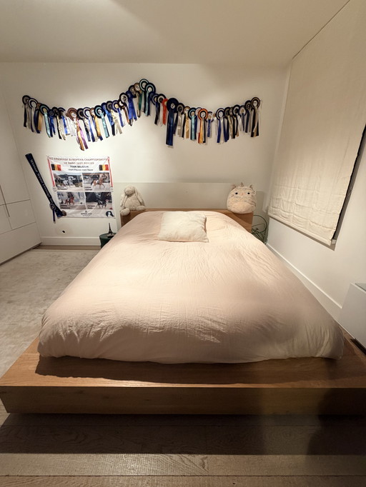 Cama Ethnicraft Madra + lattenbodem