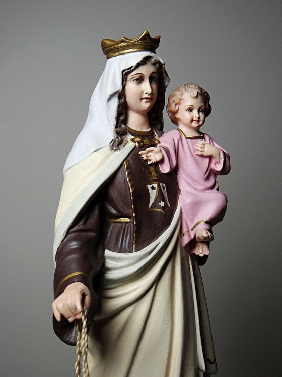Image 1 of Statuetta in stucco della Madonna del Monte Carmelo, bottega di Olot, occhi di vetro, 1920-1930