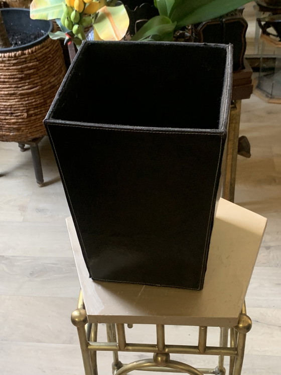 Large vintage trapezoidal wastepaper basket in the style of Jacques Adnet – – Decorative Objects, Wood, Skai (photo 3 of 10)
