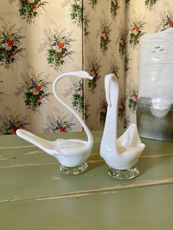 Image 1 of Pair of decorative swans handcrafted from opaque glass