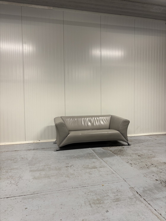 Image 1 of 2 places Rolf Benz 322