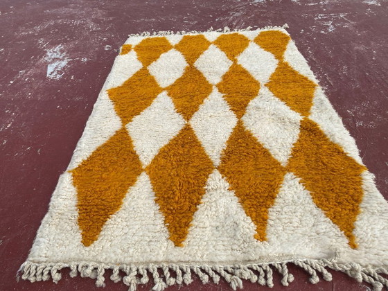 Image 1 of Vintage Beni Ourain Rug 154x98 cm – Handmade Moroccan Wool Rug – Mustard Diamond Pattern – Small Area Rug / Boho Minimalist Deco
