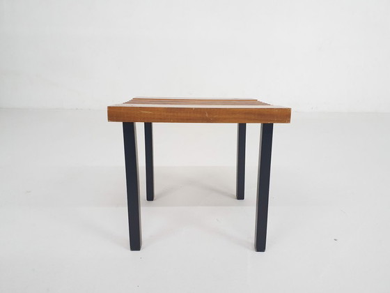 Image 1 of Petite table d'appoint en bois et métal, Pays-Bas, années 1960