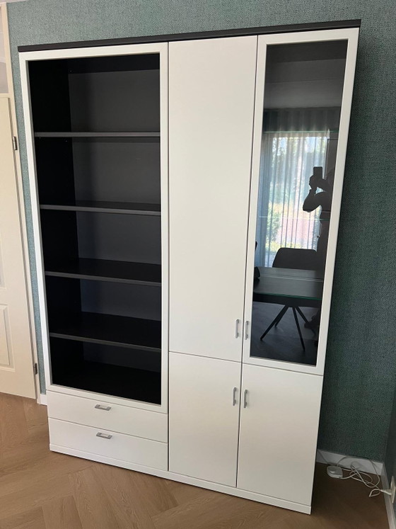 Musterring Kira 24 Wall System Premium Quality, Modern Design – Display cabinets, Wood, Glass (photo 7 of 7)