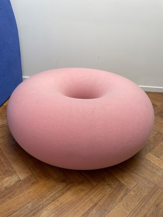 Image 1 of Roze Donut Boa poef van Sabine Marcelis voor HEM