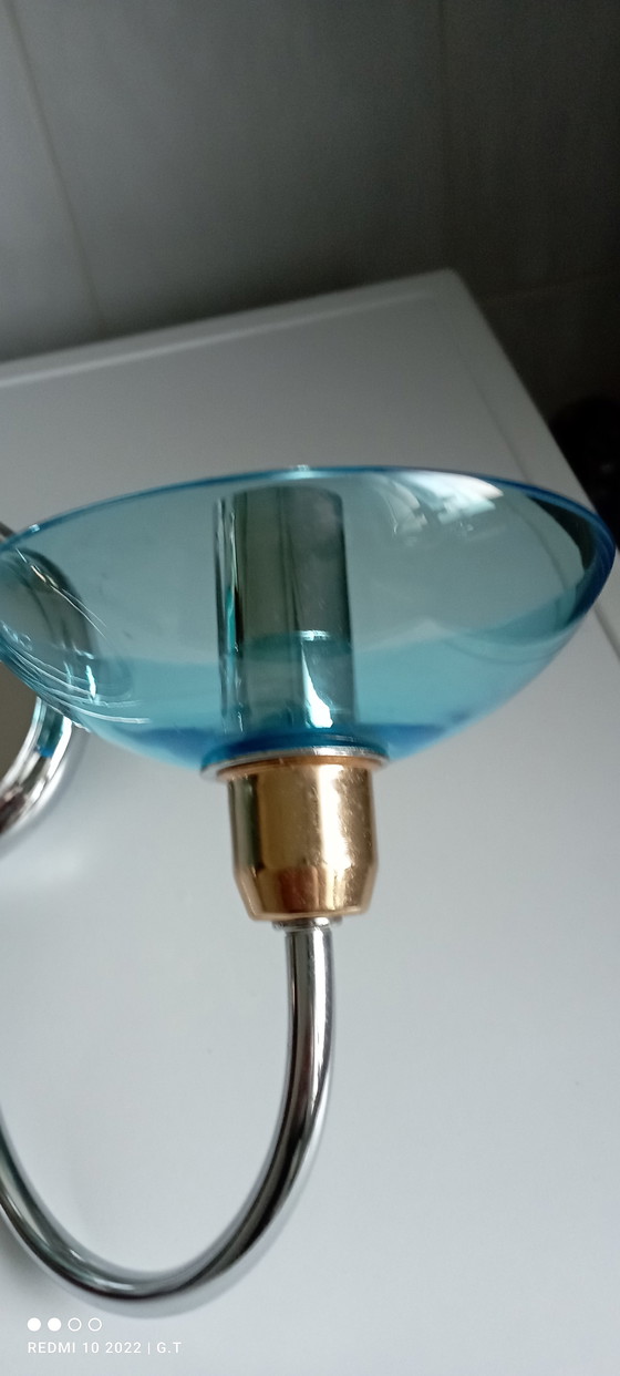 Image 1 of Set van 2 chromen wandlampen en blauwe bekers