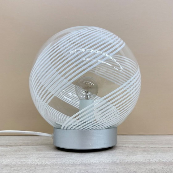 Image 1 of Lámpara de mesa de cristal con diseño en espiral de mediados de siglo, década de 1970, Italia