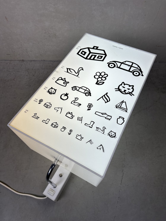 Image 1 of Lampe murale vintage pour test de lecture (cabinet d'ophtalmologie)