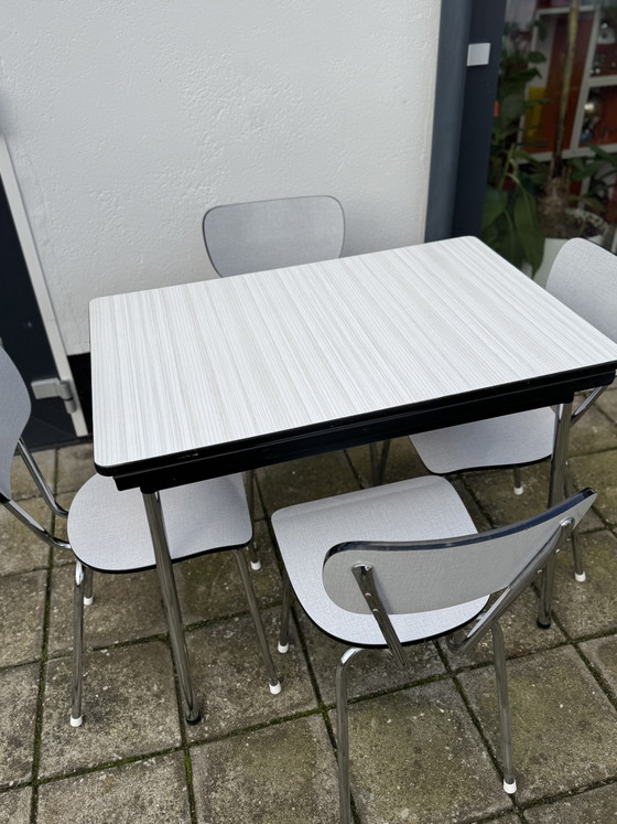 Vintage Laminate Dining Table and Chairs – lamine (photo 10 of 15)