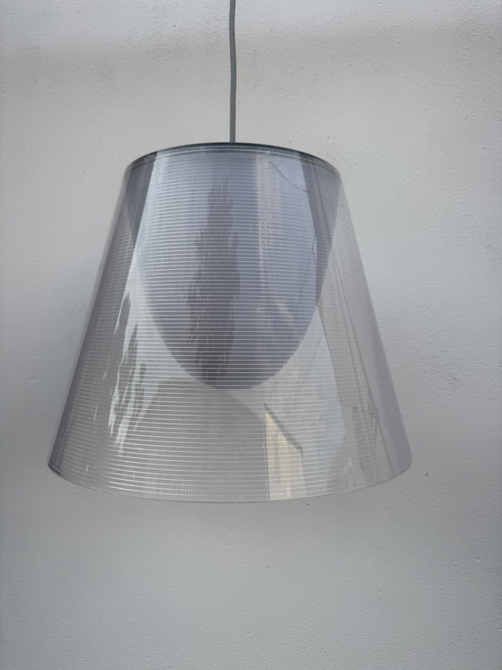 Lámpara colgante FLOS Philippe STARCK, años 2000 – Lámparas colgantes, Plástico (photo 4 of 12)