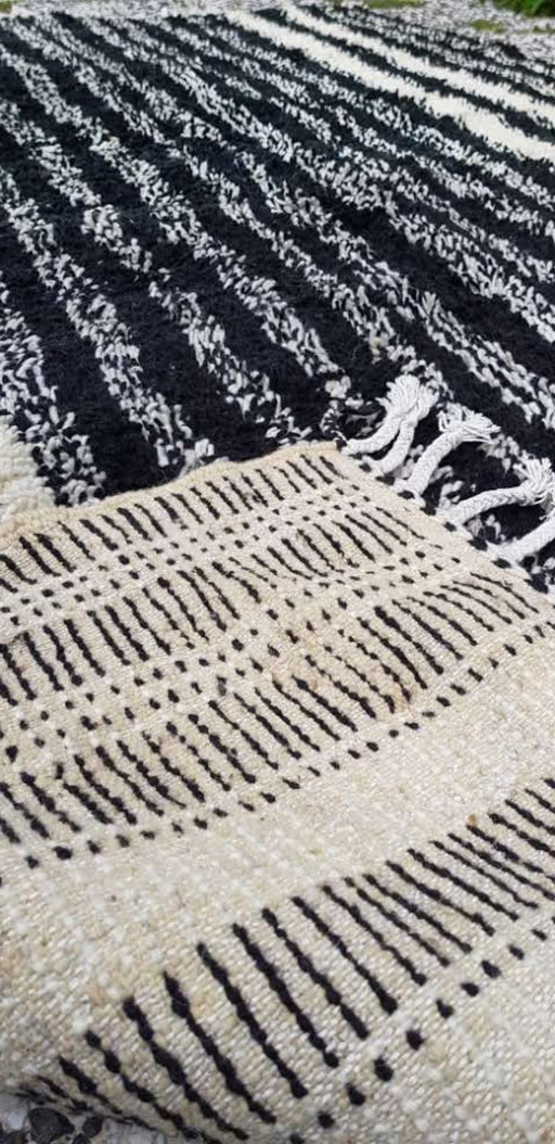 Hand-knotted Berber wool rug 241x160cm