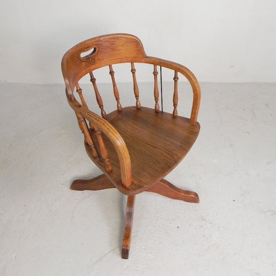 Image 1 of Silla de oficina de roble con sistema de muelles y altura regulable, década de 1930.