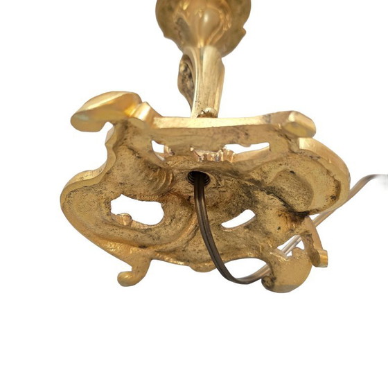 Image 1 of Lámpara de mesa de bronce de estilo rococó