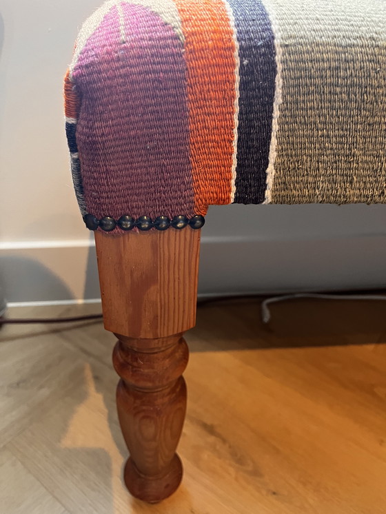 Image 1 of Banco tapizado Kilim