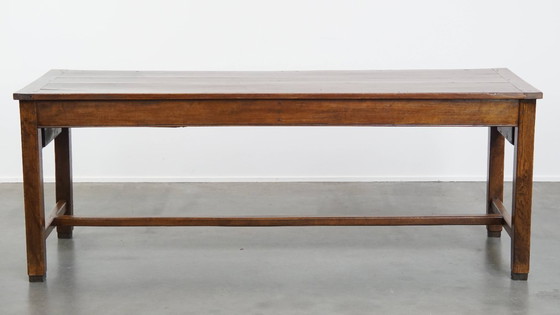 Image 1 of Table de salle à manger ancienne en bois fruitier du 18ème siècle avec 2 tiroirs