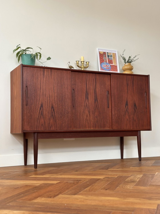 Mobile pensile vintage in legno di teak danese, anni '50/'60/'70 – Credenze alte, Wood (photo 14 of 15)