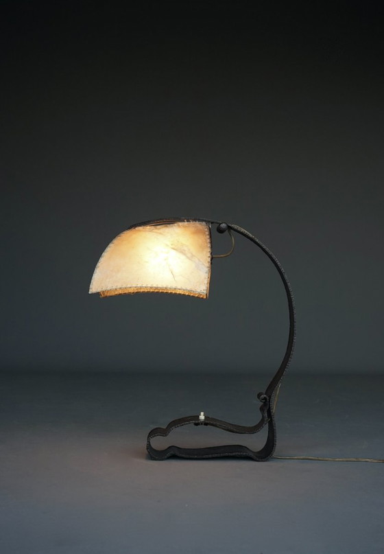 Amsterdam School metal & parchment Desk Lamp. 1920s – Reading Lamp (photo 18 of 20)