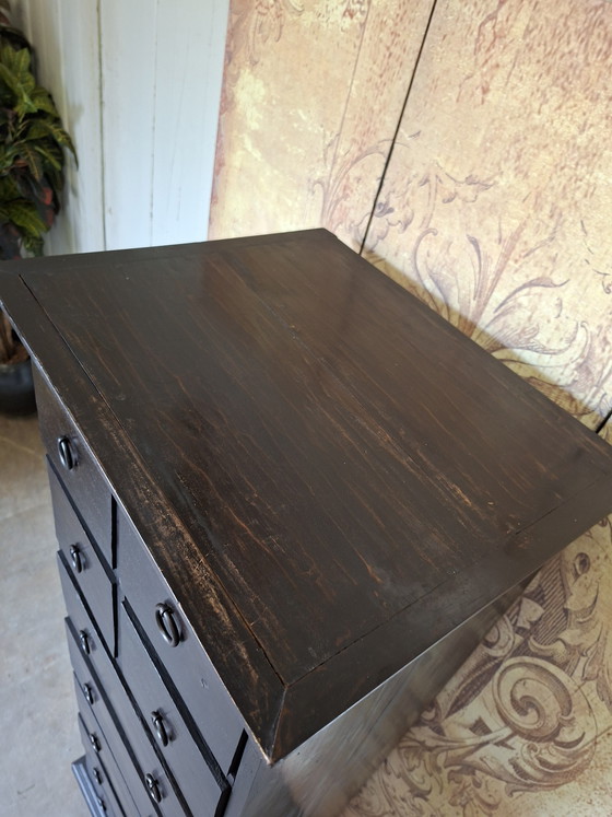 Image 1 of Cassettiera in teak, mobile da farmacia, schedario, dimensioni: 50x42 cm e 150 cm di altezza.