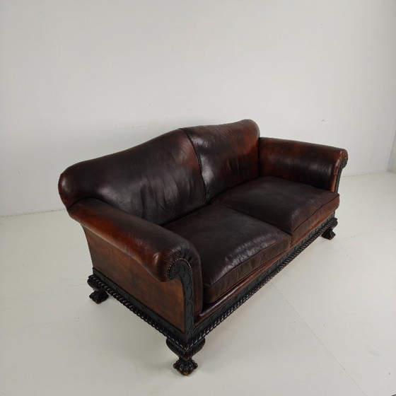 Image 1 of Panca da club Camelback in stile country dei primi del XX secolo