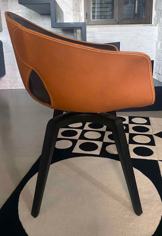 POLTRONA FRAU POLTRONCINA GINGER – Sedie girevoli, Leather, Wood (photo 10 of 36)