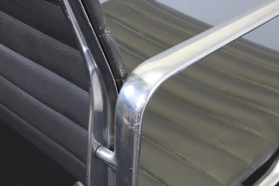 Image 1 of Ea117 Office Chairs Icf Charles & Ray Eames Seats